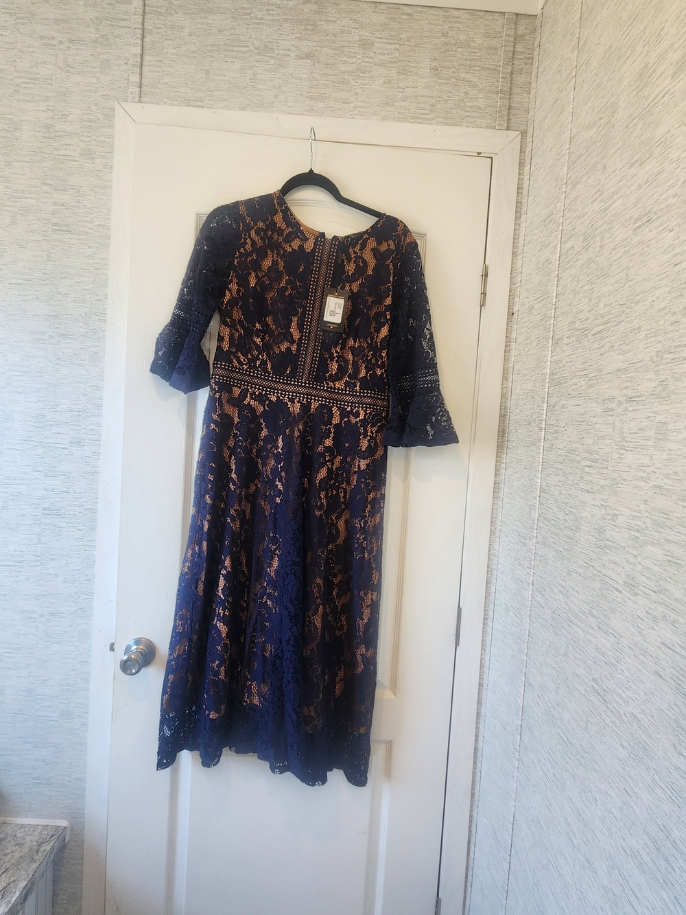 Miss May Elegant Navy and Tan Lace Midi Dress L BNWT